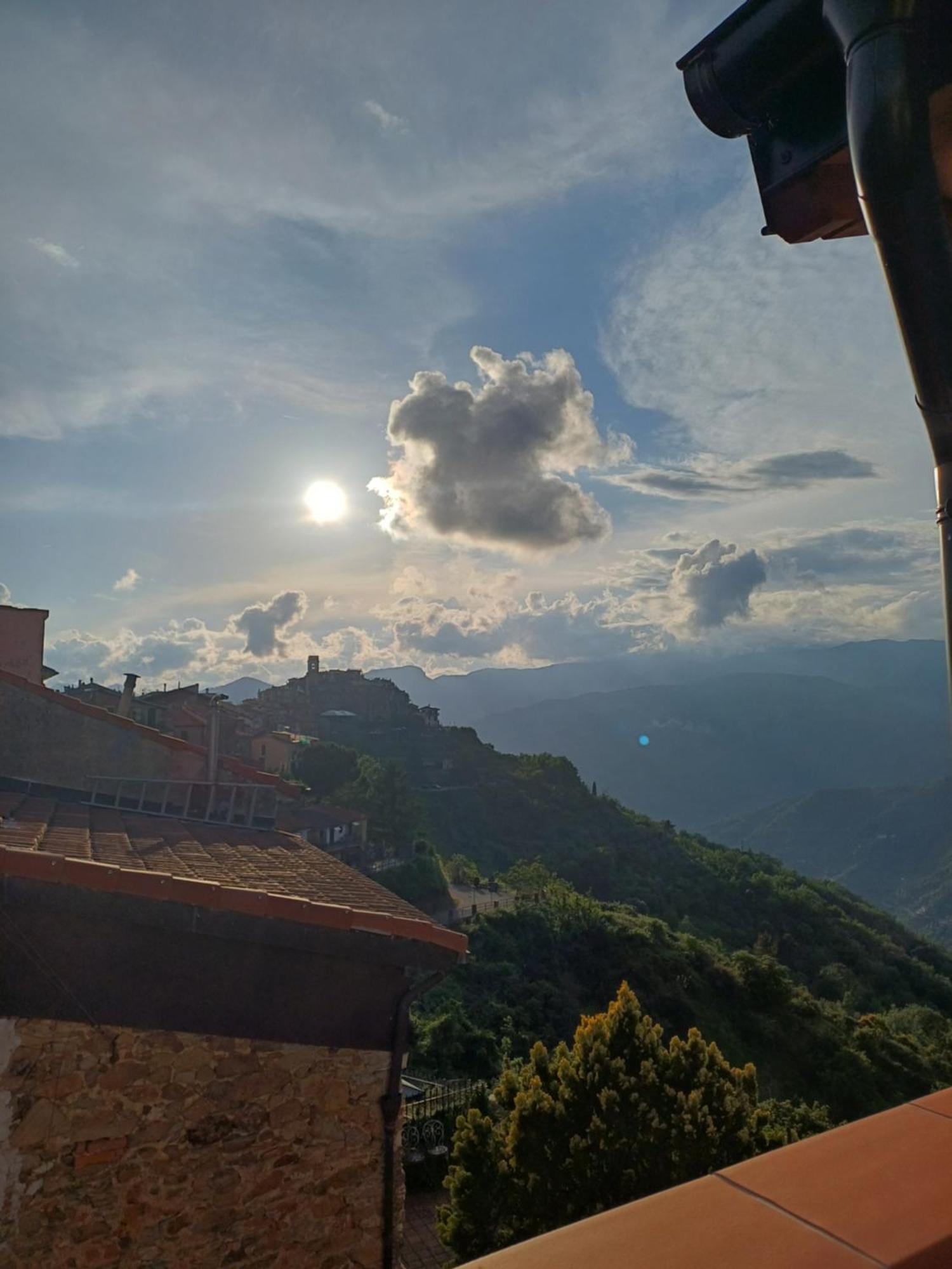 La Dimora Azzurra Perinaldo Exterior foto
